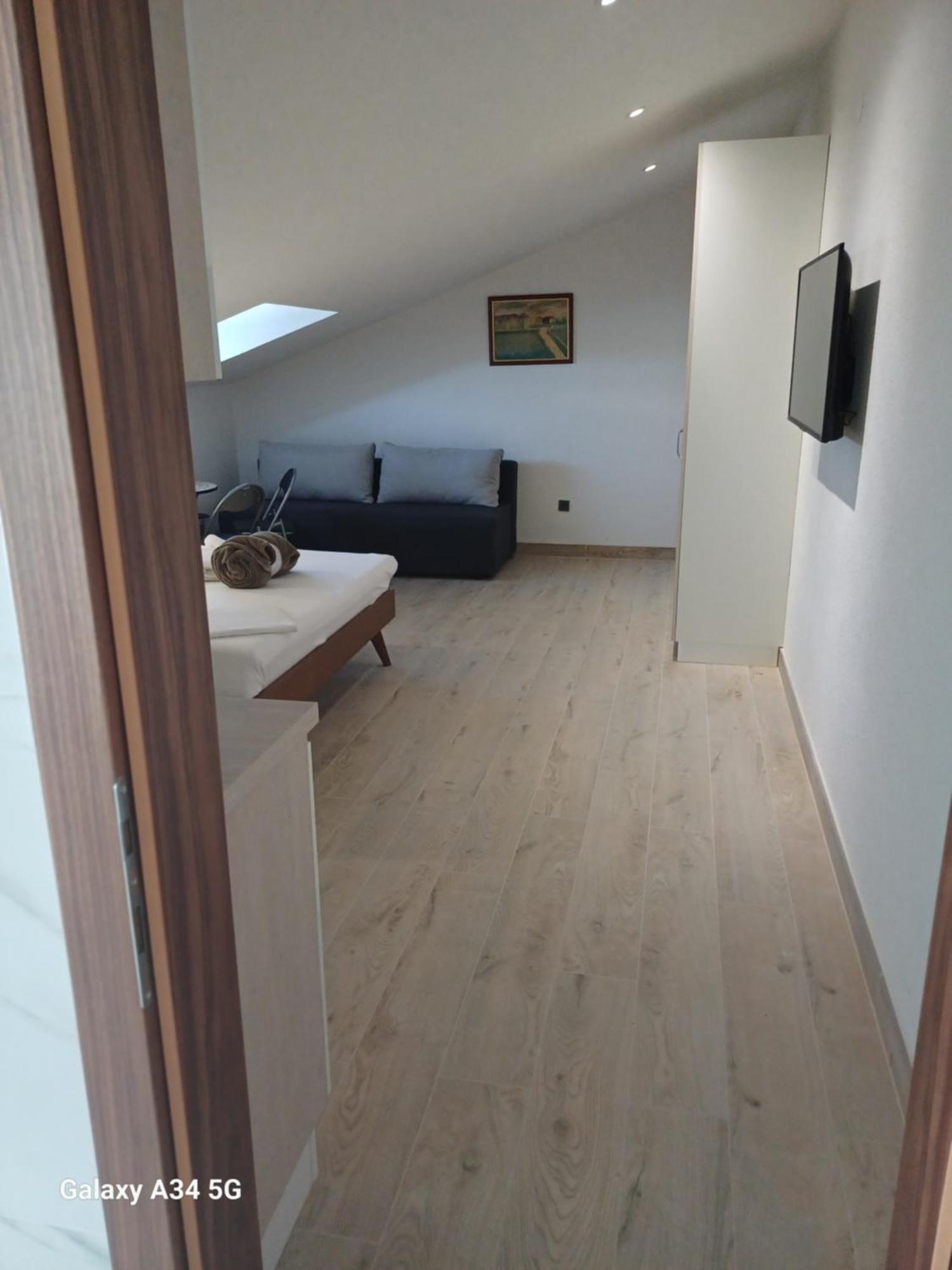 Apartmani Centar Selce Εξωτερικό φωτογραφία